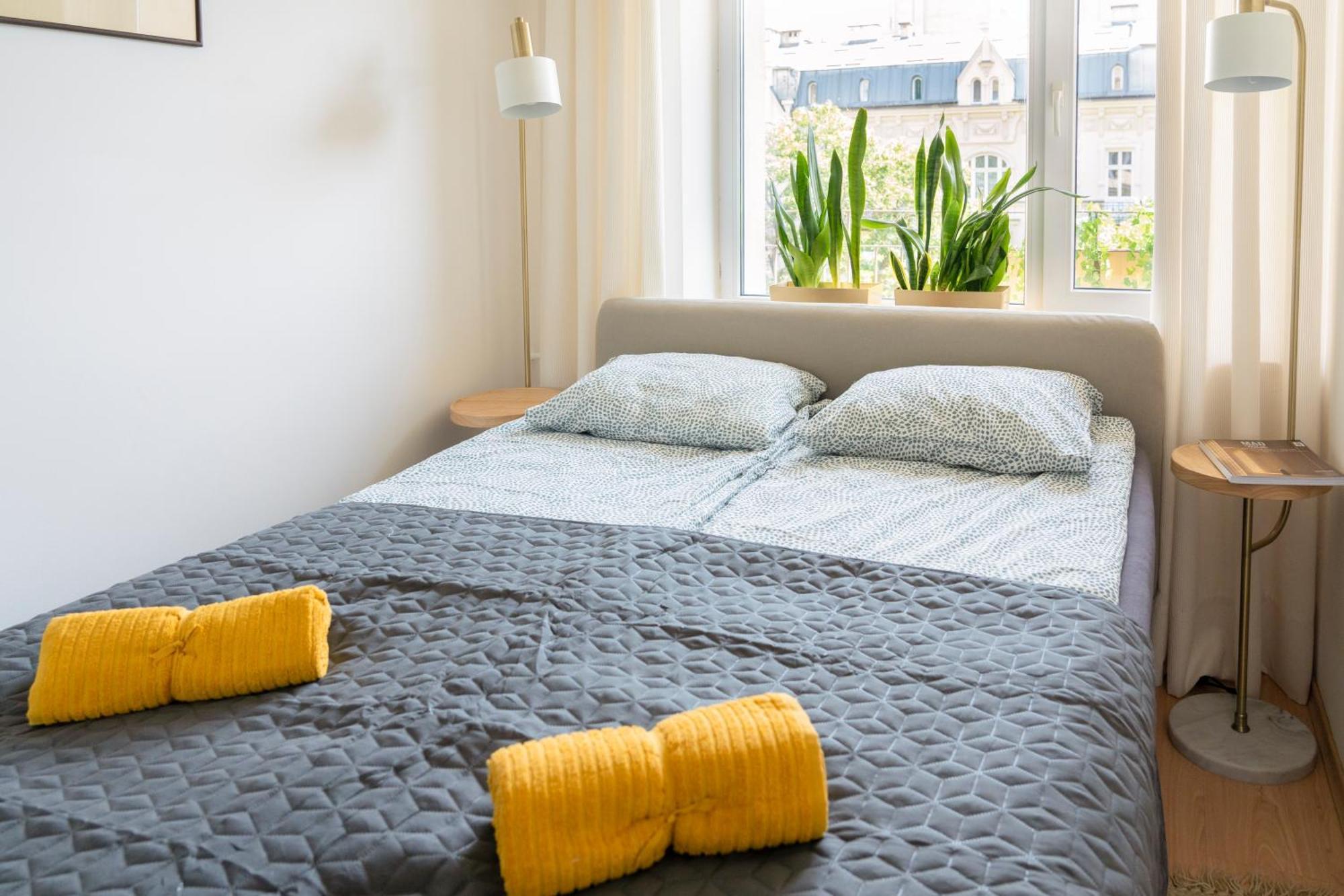 Greenpoint Hoza Apartment Warszawa Eksteriør bilde